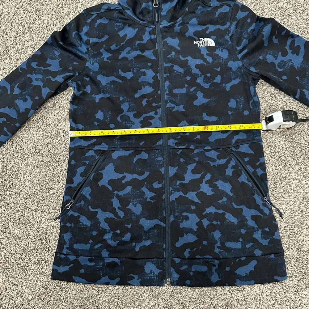 The North Face Zip Front Jacket CAMO - Picture 6 of 11